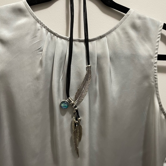 2/$20💕Necklace with magnetic stones - Picture 1 of 8